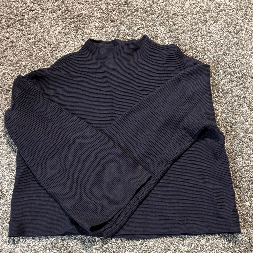 Modern Citizen Lou Swing Navy Blue Ribbed Sweater